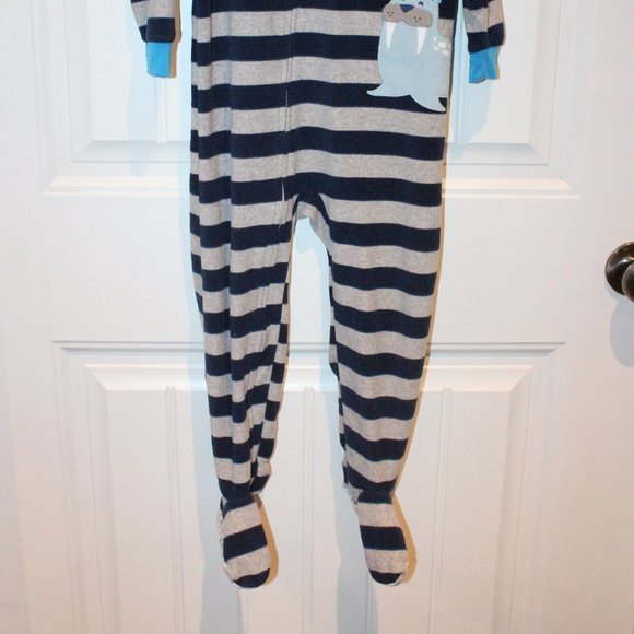 2/$20 🏷 Carters Fleece Sleeper Size 4 - Picture 3 of 3